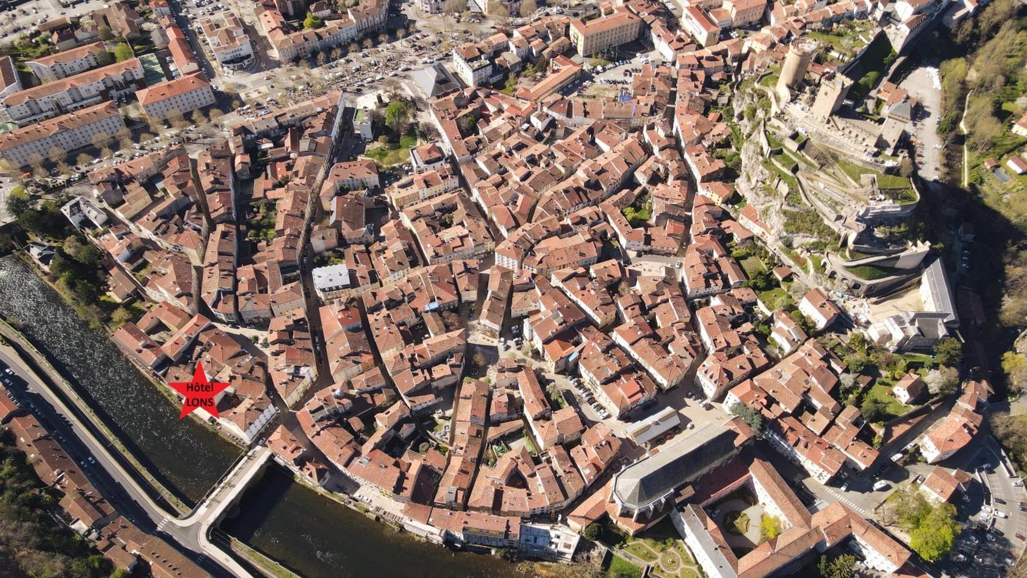 Hotel Le Lons Foix Zewnętrze zdjęcie