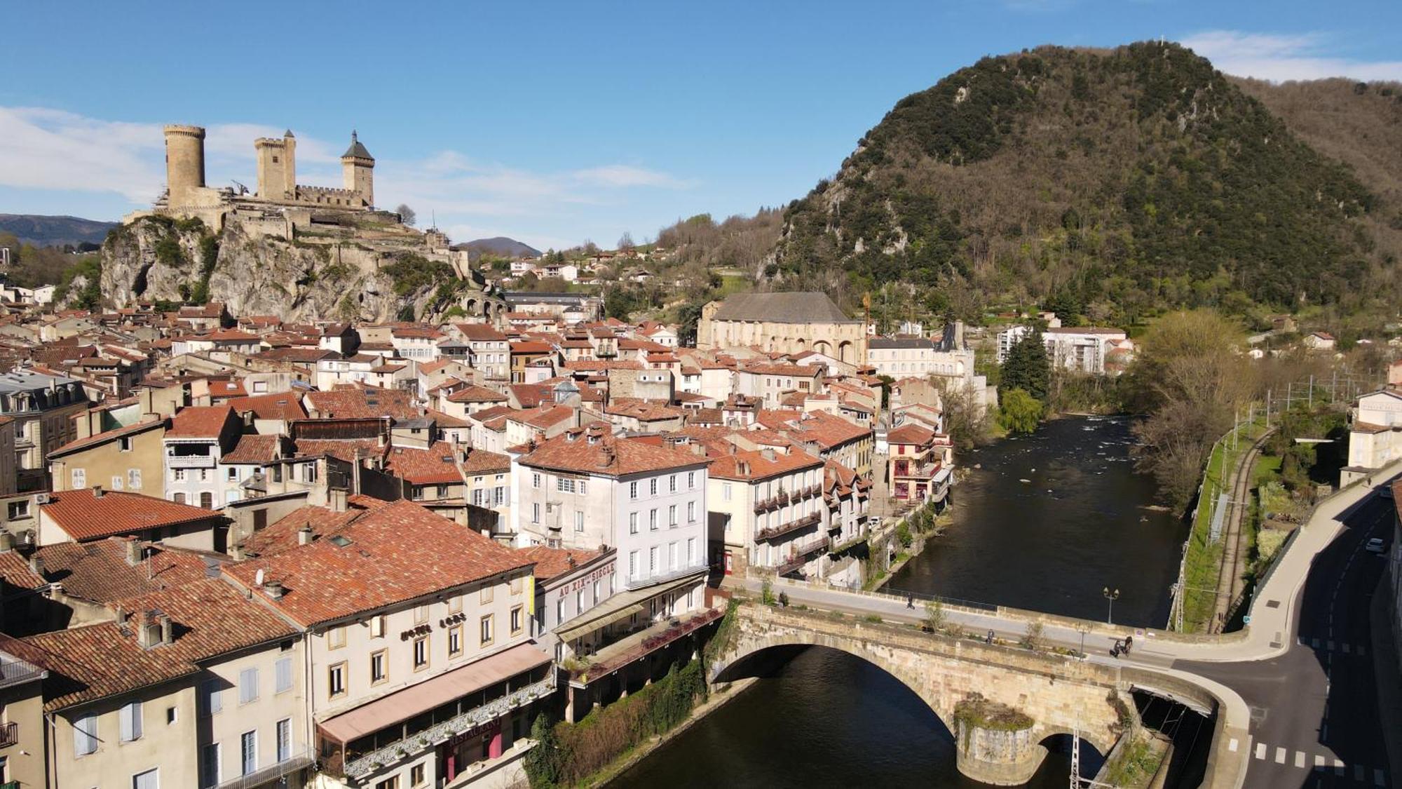 Hotel Le Lons Foix Zewnętrze zdjęcie